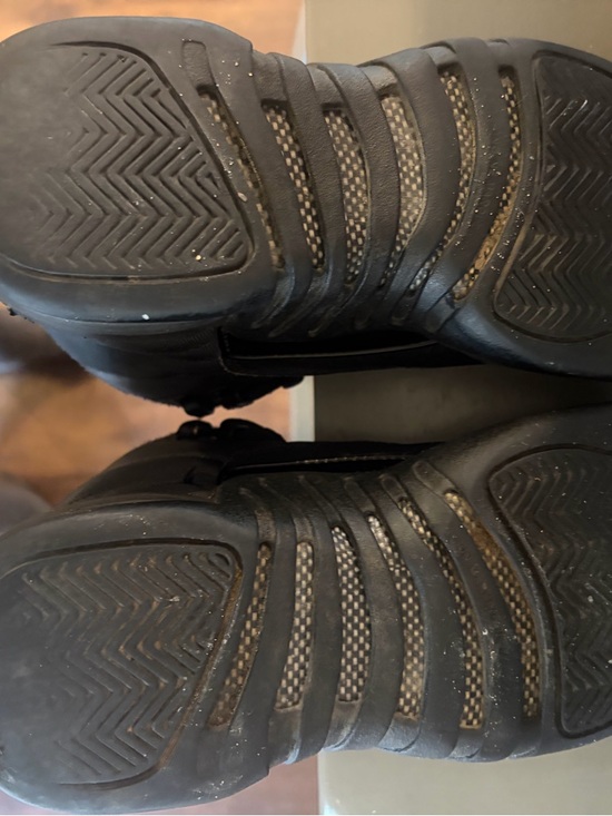 Jordan Kids' All-Black Sneaker - Picture 11 of 14